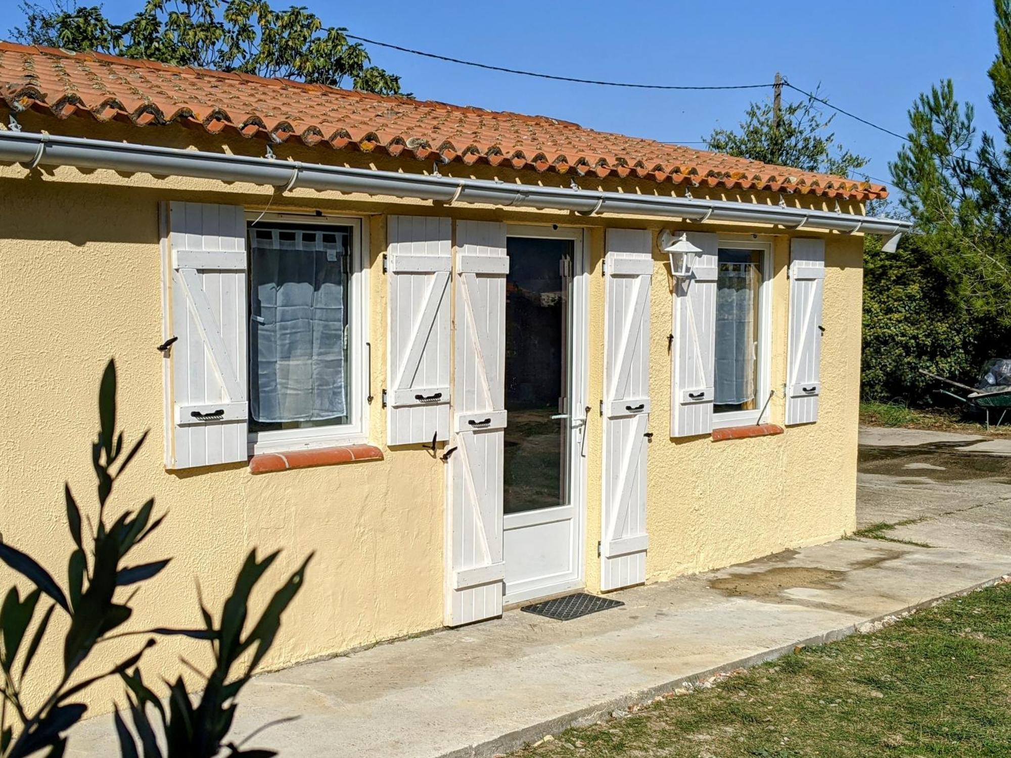 Studio Independant Tout Equipe Au Calme Saint-Jean-Pla-de-Corts المظهر الخارجي الصورة